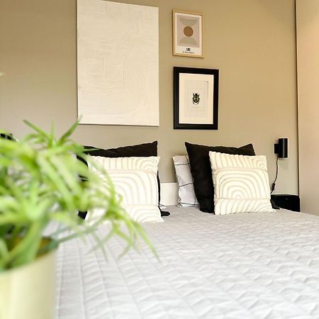 Bed & Breakfast Waterpoort - Incl Gratis Licht Ontbijt En Parking Sneek Eksteriør bilde
