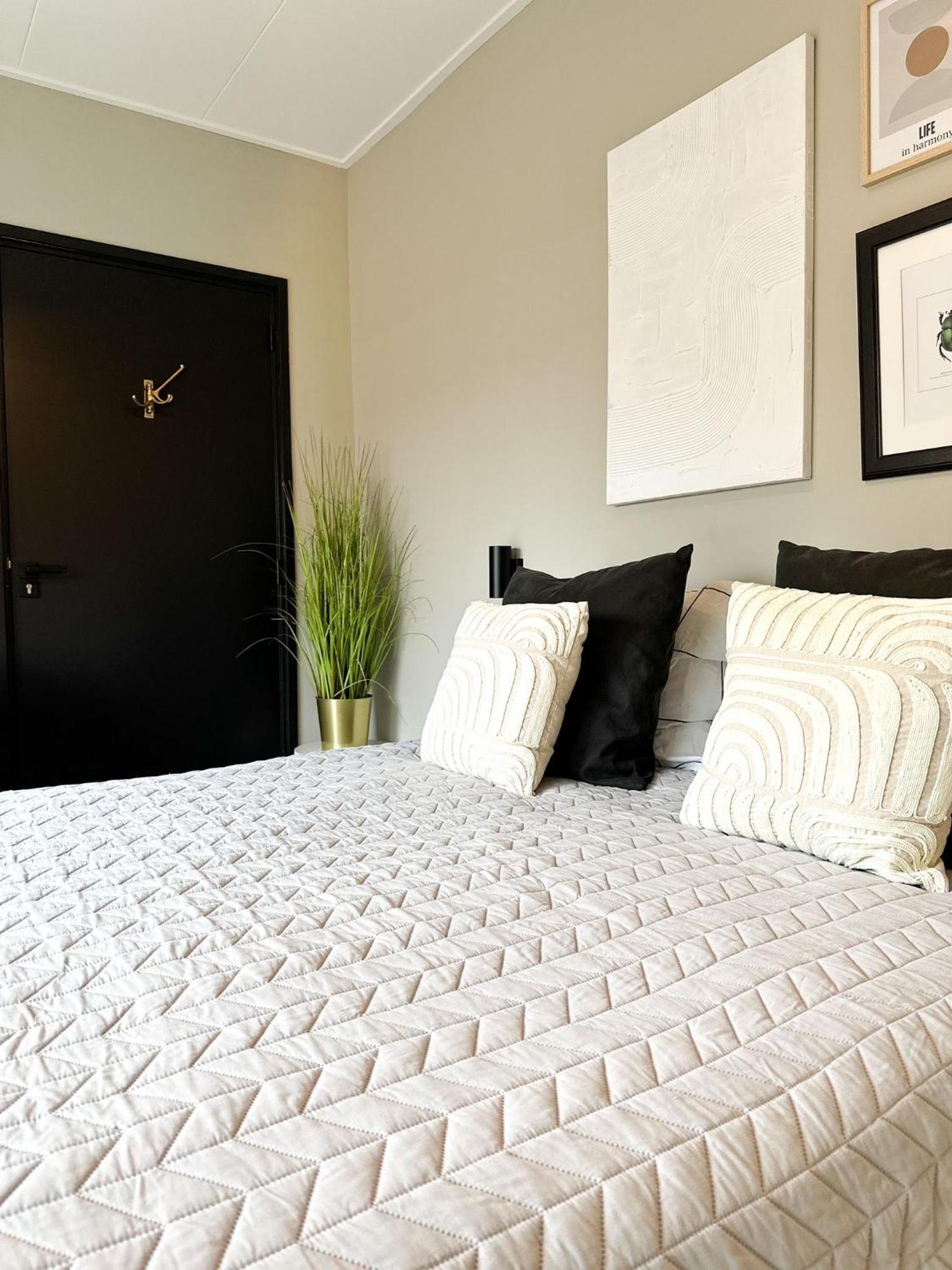 Bed & Breakfast Waterpoort - Incl Gratis Licht Ontbijt En Parking Sneek Eksteriør bilde